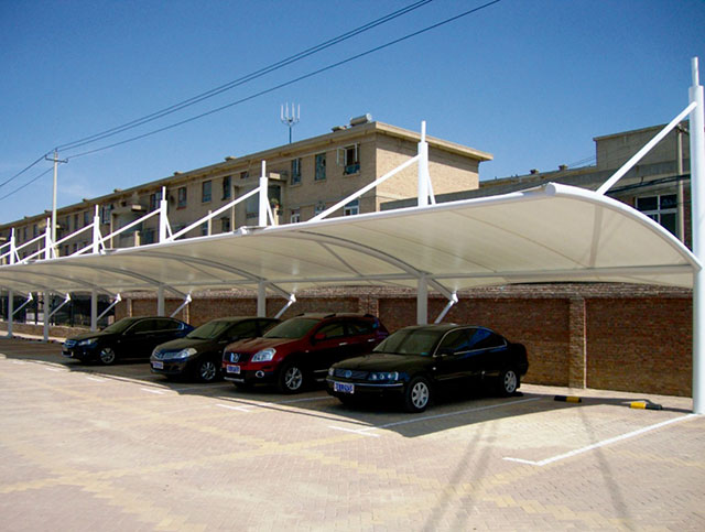 膜结构停车棚